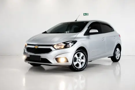 CHEVROLET Onix Hatch 1.4 4P FLEX LT, Foto 2