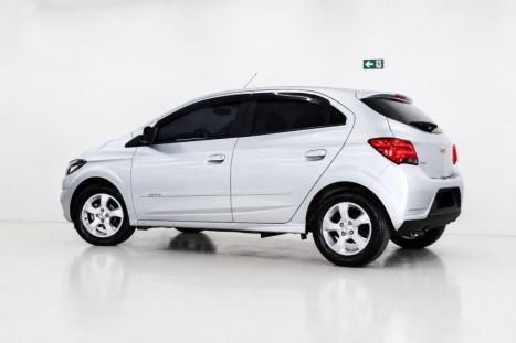 CHEVROLET Onix Hatch 1.4 4P FLEX LT, Foto 4
