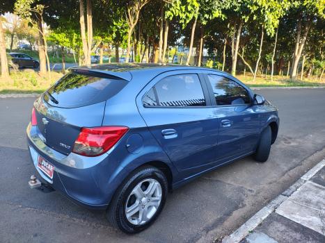 CHEVROLET Onix Hatch 1.4 4P FLEX LT, Foto 13