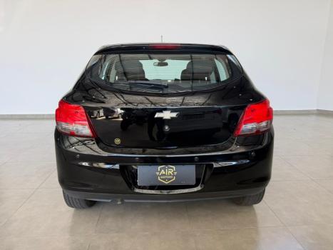 CHEVROLET Onix Hatch 1.4 4P FLEX LTZ, Foto 7