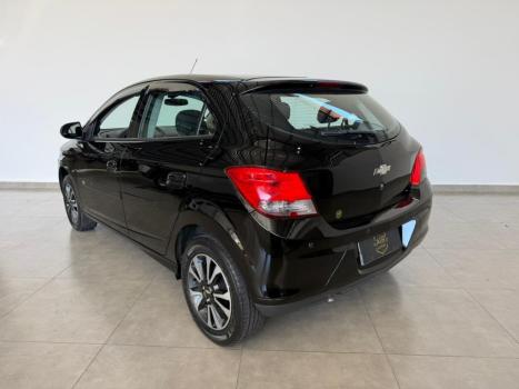 CHEVROLET Onix Hatch 1.4 4P FLEX LTZ, Foto 8