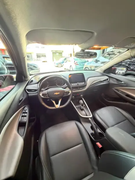 CHEVROLET Onix Hatch 1.0 12V 4P FLEX PREMIER 2 TURBO AUTOM�TICO, Foto 9