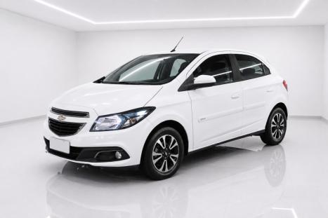 CHEVROLET Onix Hatch 1.4 4P FLEX LTZ, Foto 2