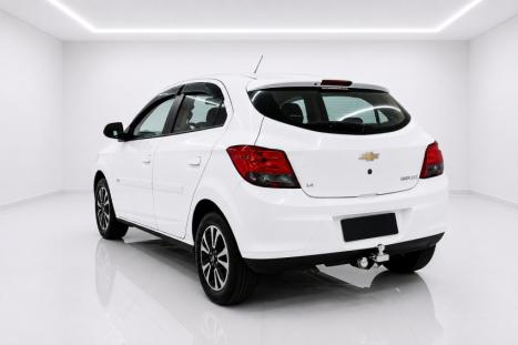 CHEVROLET Onix Hatch 1.4 4P FLEX LTZ, Foto 4