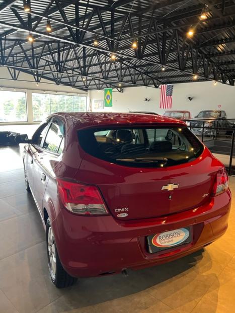 CHEVROLET Onix Hatch 1.0 4P FLEX JOY, Foto 8
