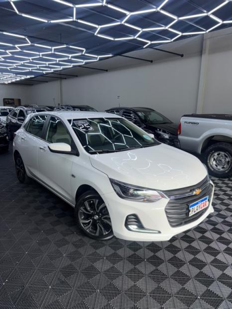 CHEVROLET Onix Hatch 1.0 12V 4P FLEX PREMIER TURBO AUTOMÁTICO, Foto 3