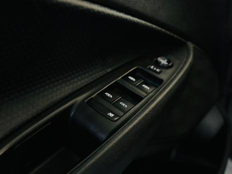 CHEVROLET Onix Sedan 1.0 12V 4P FLEX LTZ PLUS TURBO, Foto 2