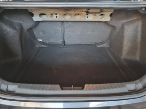 CHEVROLET Onix Sedan 1.0 12V 4P FLEX PREMIER PLUS TURBO AUTOM�TICO, Foto 9