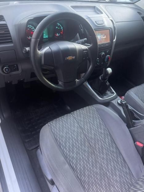 CHEVROLET S10 2.8 12V CABINE DUPLA TURBO DIESEL, Foto 10 CHEVROLET S10 2.8 12V CABINE DUPLA TURBO DIESEL, Foto 10