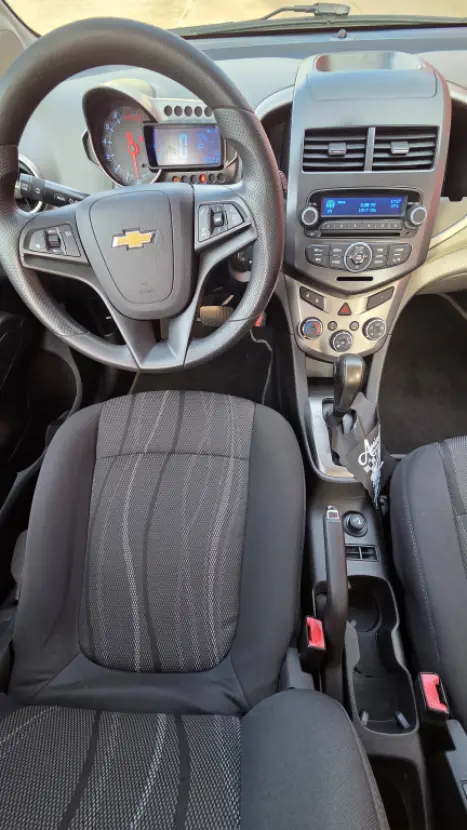 CHEVROLET Sonic Hatch 1.6 16V 4P LT FLEX AUTOM�TICO, Foto 9