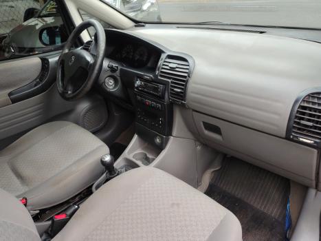 CHEVROLET Zafira 2.0 4P FLEX COMFORT 7 LUGARES, Foto 8 CHEVROLET Zafira 2.0 4P FLEX COMFORT 7 LUGARES, Foto 8