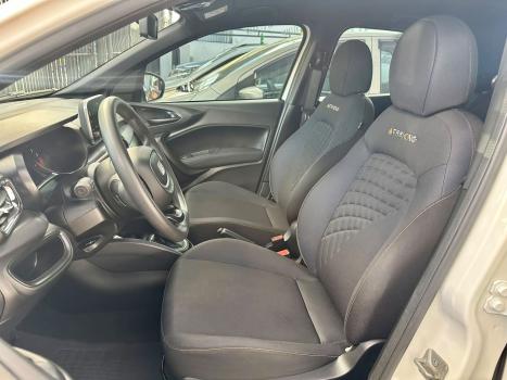 FIAT Argo 1.3 4P FLEX FIREFLY TREKKING AUTOM�TICO CVT, Foto 4