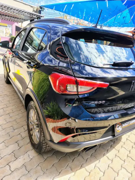 FIAT Argo 1.8 4P FLEX E.TORQ TREKKING AUTOMÁTICO, Foto 4 FIAT Argo 1.8 4P FLEX E.TORQ TREKKING AUTOMÁTICO, Foto 4