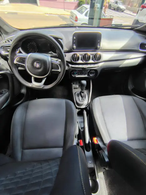 FIAT Argo 1.8 4P FLEX E.TORQ TREKKING AUTOMÁTICO, Foto 11 FIAT Argo 1.8 4P FLEX E.TORQ TREKKING AUTOMÁTICO, Foto 11