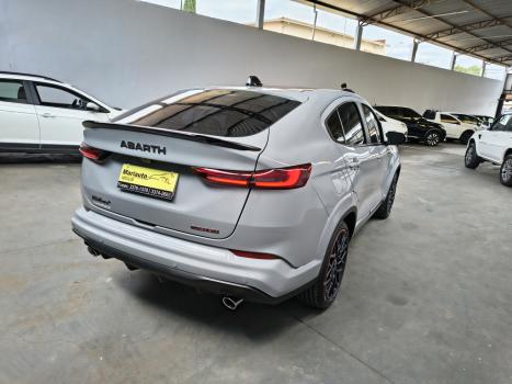 FIAT Fastback 1.3 16V 4P FLEX ABARTH TURBO 270 AUTOMÁTICO, Foto 3