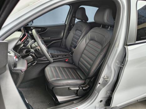 FIAT Fastback 1.3 16V 4P FLEX ABARTH TURBO 270 AUTOMÁTICO, Foto 4