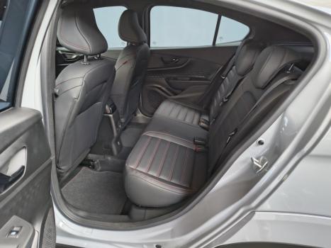 FIAT Fastback 1.3 16V 4P FLEX ABARTH TURBO 270 AUTOMÁTICO, Foto 12