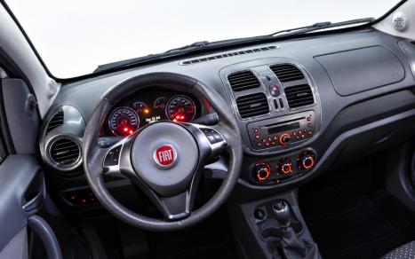 FIAT Grand Siena 1.6 16V 4P ESSENCE FLEX, Foto 6