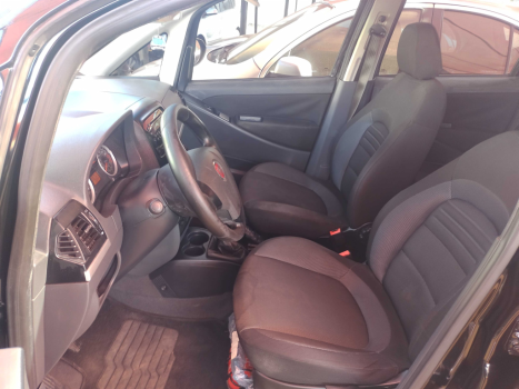 FIAT Idea 1.4 4P ATTRACTIVE FLEX, Foto 4 FIAT Idea 1.4 4P ATTRACTIVE FLEX, Foto 4