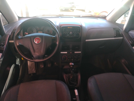 FIAT Idea 1.4 4P ATTRACTIVE FLEX, Foto 5 FIAT Idea 1.4 4P ATTRACTIVE FLEX, Foto 5