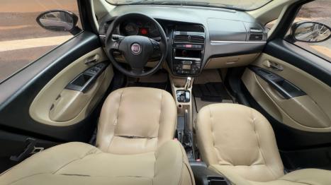 FIAT Linea 1.8 16V 4P FLEX ABSOLUTE DUALOGIC AUTOMATIZADO, Foto 2