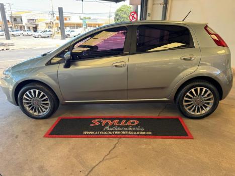 FIAT Punto 1.4 4P ELX FLEX, Foto 2