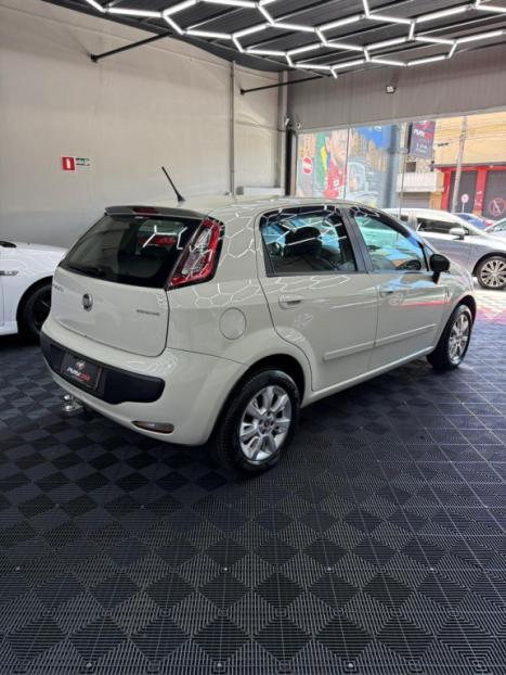 FIAT Punto 1.4 4P FLEX ATTRACTIVE ITALIA, Foto 4