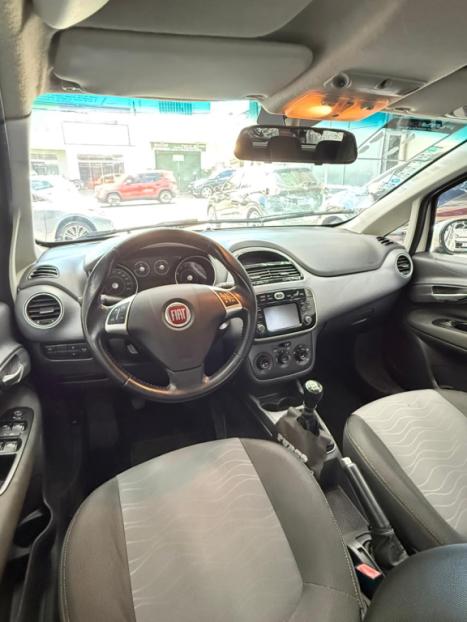 FIAT Punto 1.4 4P FLEX ATTRACTIVE ITALIA, Foto 9