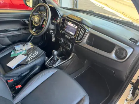 FIAT Strada 1.0 12V TURBO 200 FLEX ULTRA CABINE DUPLA AUTOM�TICO CVT, Foto 12