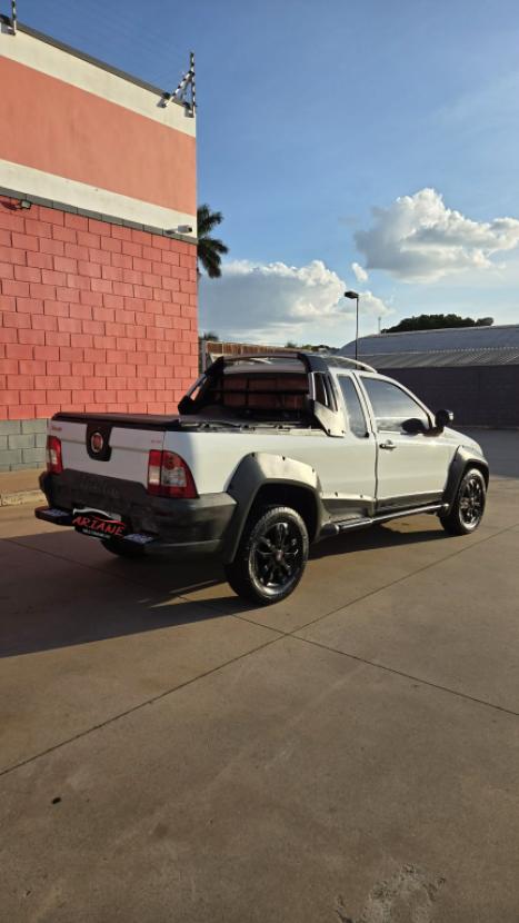 FIAT Strada 1.8 16V FLEX ADVENTURE CABINE ESTENDIDA DUALOGIC AUTOMATIZADO, Foto 5