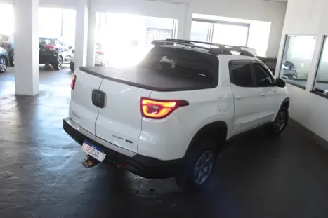 FIAT Toro 1.8 16V 4P FLEX FREEDOM AUTOM�TICO, Foto 5
