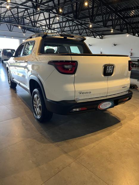 FIAT Toro 1.8 16V 4P FLEX FREEDOM AUTOM�TICO, Foto 4
