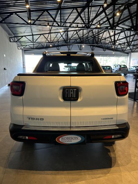 FIAT Toro 1.8 16V 4P FLEX FREEDOM AUTOM�TICO, Foto 5