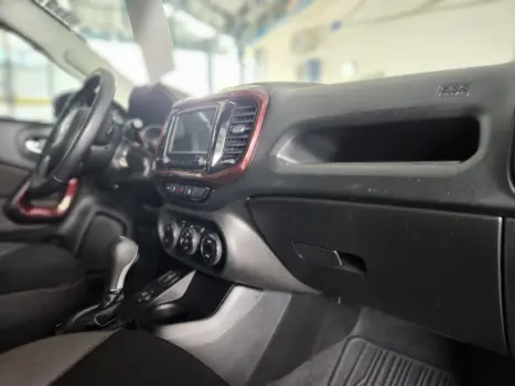 FIAT Toro 1.8 16V 4P FLEX FREEDOM AUTOM�TICO, Foto 9