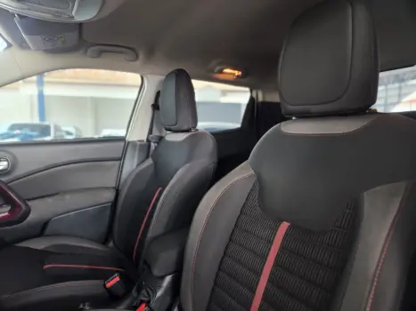 FIAT Toro 1.8 16V 4P FLEX FREEDOM AUTOM�TICO, Foto 15