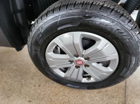 FIAT Toro 1.8 16V 4P FLEX FREEDOM AUTOM�TICO, Foto 17