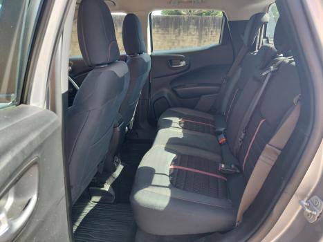 FIAT Toro 2.0 16V 4P 4WD FREEDOM TURBO DIESEL  AUTOM�TICO, Foto 8