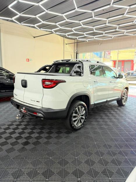 FIAT Toro 2.0 16V 4P VOLCANO 4WD TURBO DIESEL AUTOM�TICO, Foto 4