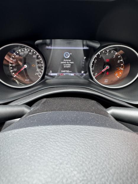 FIAT Toro 2.4 16V 4P MULTIAIR FLEX VOLCANO AUTOM�TICO, Foto 3