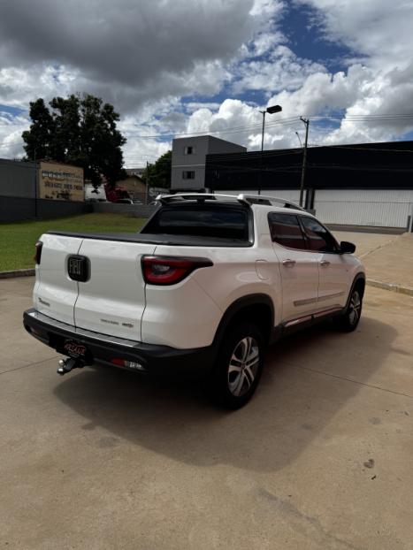 FIAT Toro 2.4 16V 4P MULTIAIR FLEX VOLCANO AUTOM�TICO, Foto 8