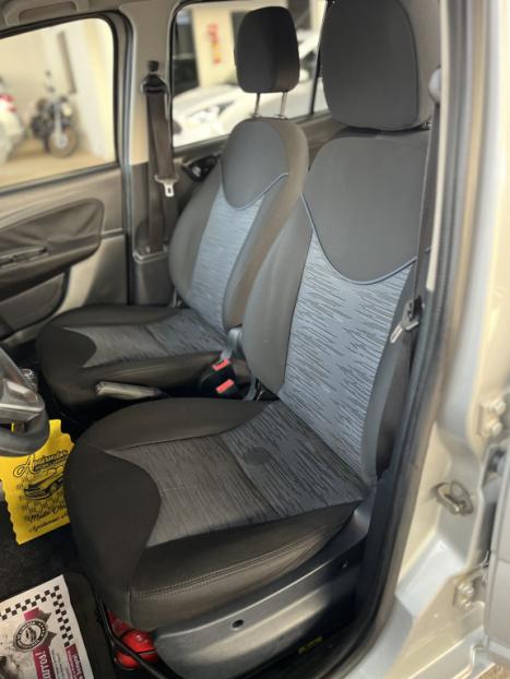 FIAT Uno 1.0 4P FLEX EVO ATTRACTIVE, Foto 8