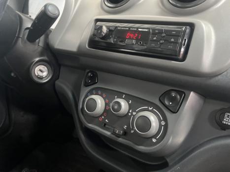 FIAT Uno 1.0 4P FLEX EVO VIVACE CELEBRATION, Foto 8