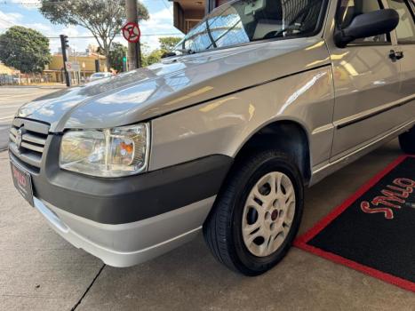 FIAT Uno 1.0 4P FLEX FIRE, Foto 3