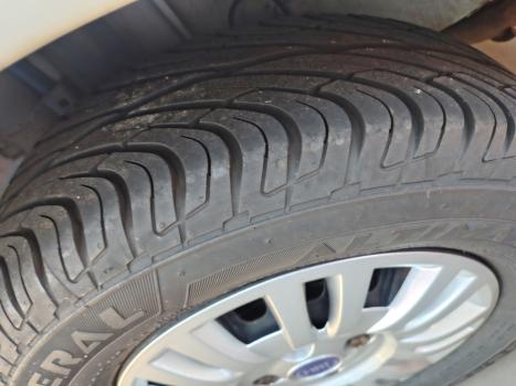 FIAT Uno 1.0 FLEX FIRE, Foto 5