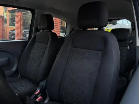 FIAT Uno 1.0 FLEX VIVACE CELEBRATION, Foto 18