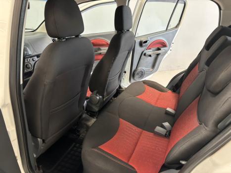 FIAT Uno 1.4 4P FLEX SPORTING, Foto 10