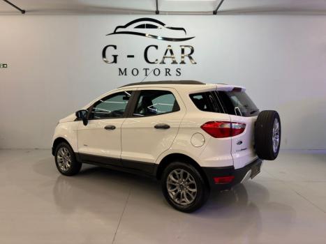 FORD Ecosport 2.0 16V 4P 4WD FREESTYLE FLEX, Foto 5 FORD Ecosport 2.0 16V 4P 4WD FREESTYLE FLEX, Foto 5