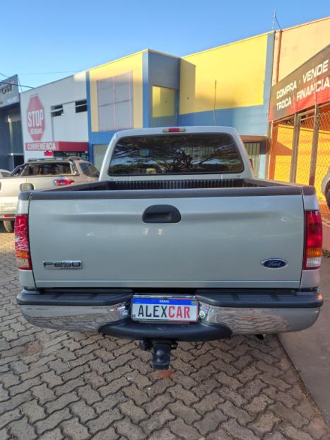 FORD F-250 3.9 XLT SUPER DUTY CABINE DUPLA DIESEL, Foto 6 FORD F-250 3.9 XLT SUPER DUTY CABINE DUPLA DIESEL, Foto 6