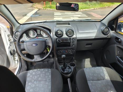 FORD Fiesta Hatch 1.0 4P, Foto 18