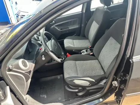 FORD Fiesta Hatch 1.6 4P FLEX, Foto 9